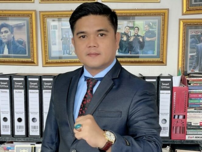 
 Memalukan Viral! OB Bank Mandiri Taspen (Mantap) Lecehkan dan Hina Media Dengan Perkataan K****L