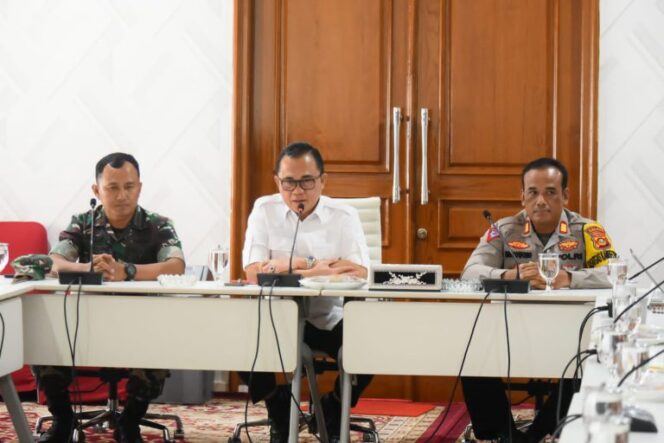 
 Antisipasi Kendala Jelang Operasi Ketupat 2024, Pemkab Banyuasin Gelar Rakor Bersama Forkopimda