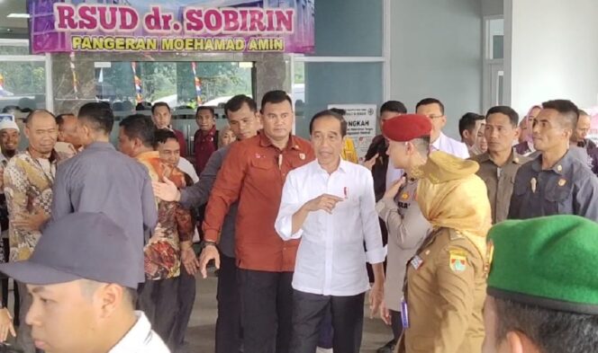 
 Presiden RI Jokowi Kunjungi RS Dr Sobirin Musi Rawas