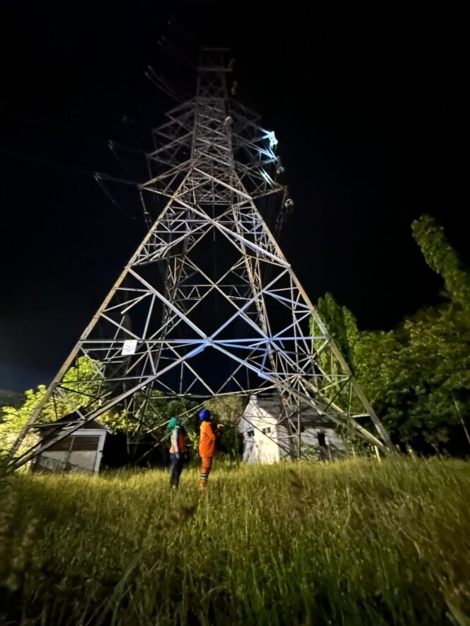 
 Gerak Cepat PLN Berhasil Pulihkan 100% Listrik di Sumsel, Jambi dan Bengkulu