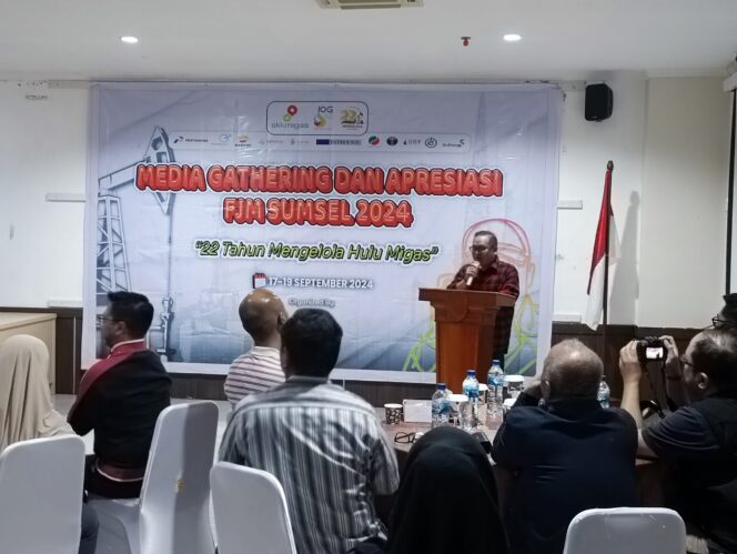 
 Kepala Departemen Formalitas dan Komunikasi SKK Migas Sumbagsel Buka Media Gathering dan Apresiasi Forum Jurnalis Migas (FJM) Sumsel 2024