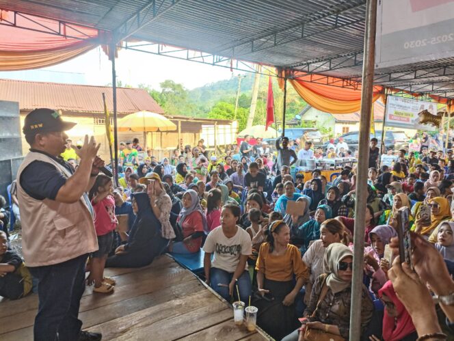
 Ratusan Masyarakat Ulu Malus Bersatu Menangkan Pasangan ROIS