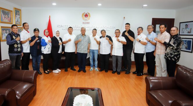 
 Marciano Norman Ketua Umum KONI Pusat Sambut Positif Desakan Musprovlub