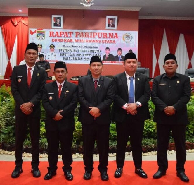 
 Ketua DPRD Muratara Pimpin Rapat Paripurna, Dalam Rangka Mendengarkan Pidato Sambutan Bupati Terpilih Periode 2025-2030