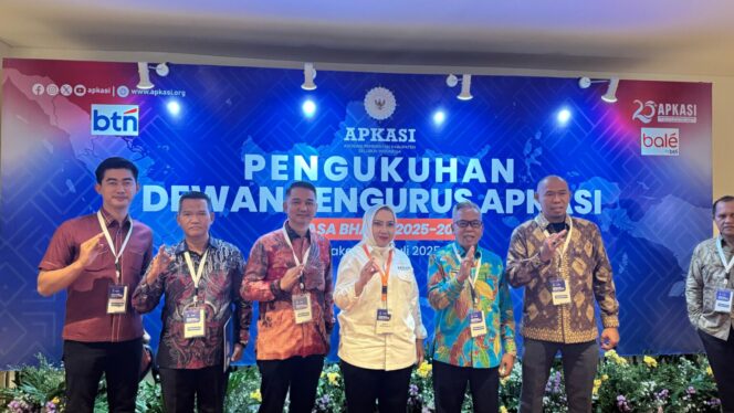 
 Bupati Musi Rawas Hj Ratna Machmud Dikukuhkan Oleh Mendagri Sebagai Wabendum Apkasi Periode 2025-2030