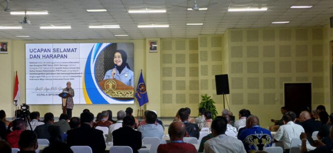 
 Mentri Komdigi Buka Kongres Pemilihan Ketua Umum PWI dan Ketua Dewan Kehormatan