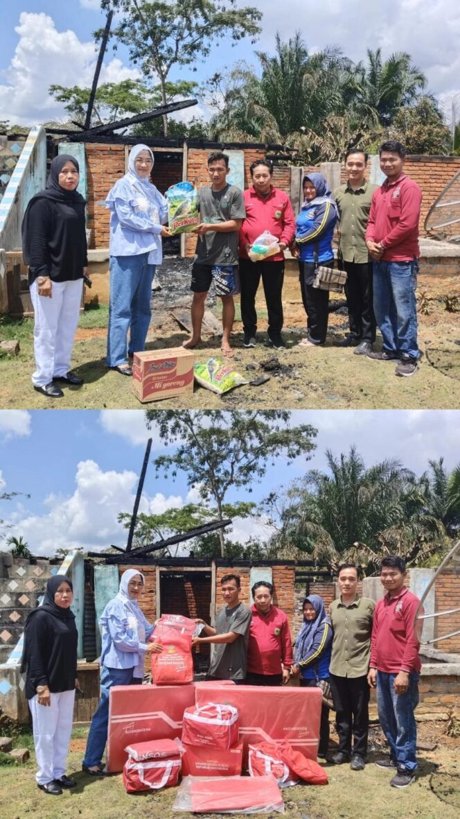 
 Ringankan Beban Korban Kebakaran, Bupati Asgianto Salurkan Bantuan Melalui Dinsos