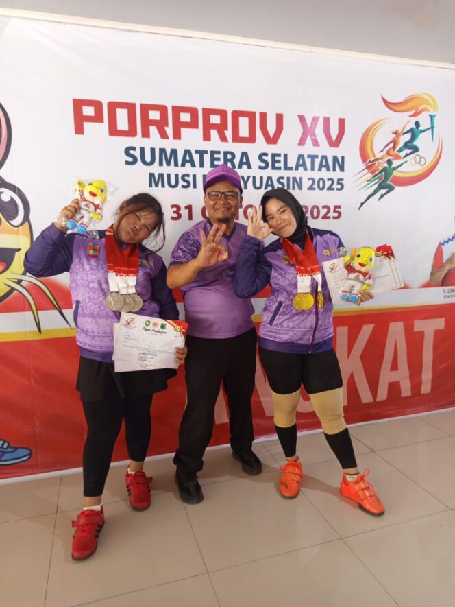 
 Hari Kedua PORPROV, Atlit Musi Rawas Cabor Renang, Sepatu Roda, Angkat Besi Dulang Medali Emas, Perak Dan Perunggu