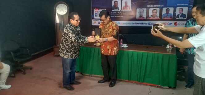 
 Prof Henri Subiakto: UU ITE Harus Dikawal agar Tak Menjadi Alat Pembungkam Pers