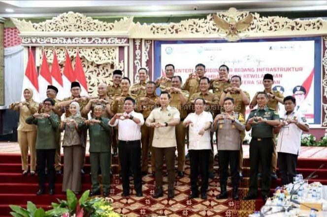 
 Wabup Muratara Junius Wahyudi Hadiri Rakor Infrastruktur Bersama Menko AHY