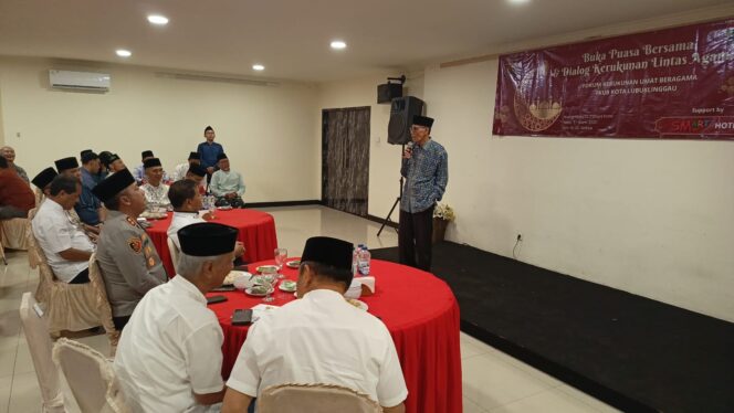 
 Momen Langka di Lubuk Linggau : Tokoh Lintas Agama Duduk Satu Meja Saat Buka Puasa FKUB