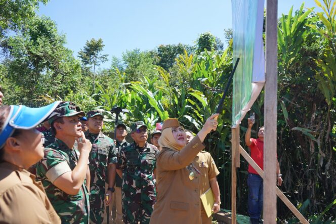
 Pangdam II/Sriwijaya Tinjau Pembangunan Yonif TP 947/Pangeran Amin di Musi Rawas