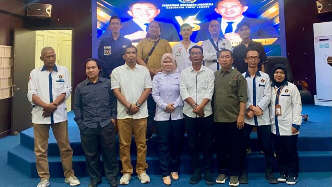 
 Terpilih Secara Aklamasi, Adi Candra Nahkodai PWI Empat Lawang Periode 2026-2029