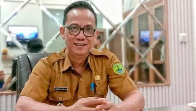 
 Kepala Dinas PUTR Pali Ristanto Wahyudi Bantah Dirinya Ditangkap Tim Kejati Sumsel
