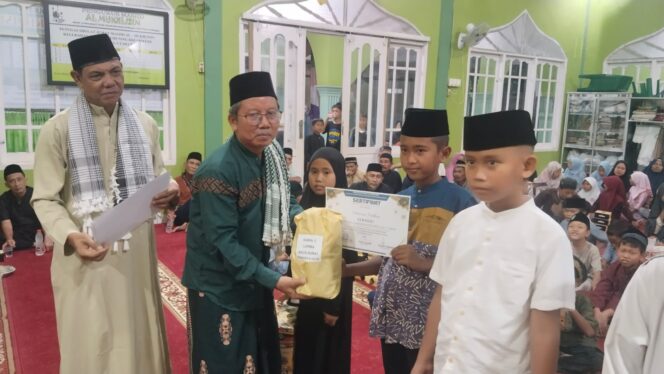
 Memperingati Maulid Nabi Muhammad SAW 1448 H, Masjid Al Mukhlisin Adakan Bermacam Lomba
