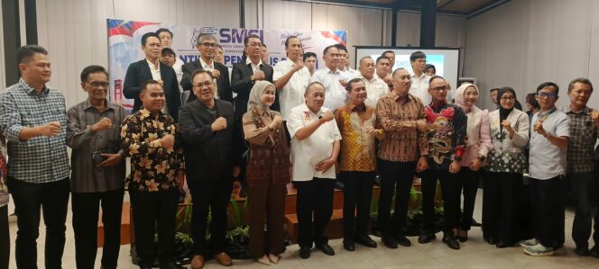 
 Ketua SMSI Sumsel Jon Heri Resmi Lantik 8 Pengurus SMSI Kabupaten/Kota