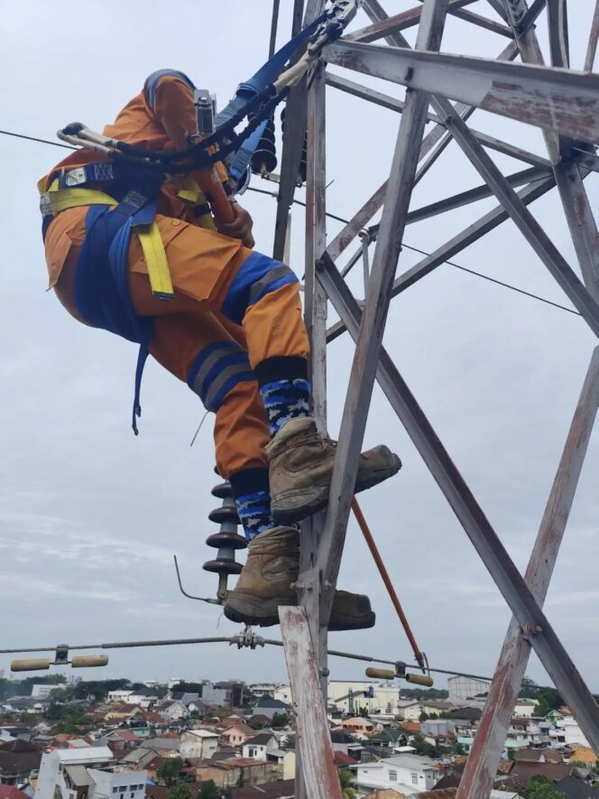 
 Memaknai Semangat Hari Kesaktian Pancasila, PT PLN Persero melalui UIP3B Sumatera Terus Memperkuat Keandalan Sistem kelistrikan di Sumsel