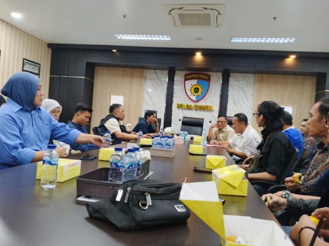 
 Kasus Penganiayaan 2 Jurnalis di Palembang, Koalisi Pers Sumsel Dorong Kompolnas – DPRD Sumsel Ikut Kawal Kinerja Polda Sumsel